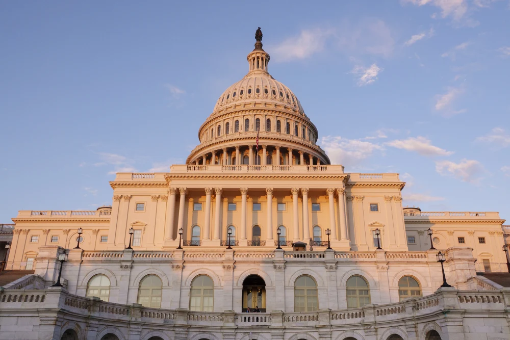 Landmark Tech Regulation Bill Passes Senate Without AI Moratorium Provision